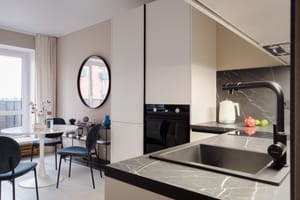 Дизайн интерьера кухни-гостиной в евродвушке от студии ОПА!